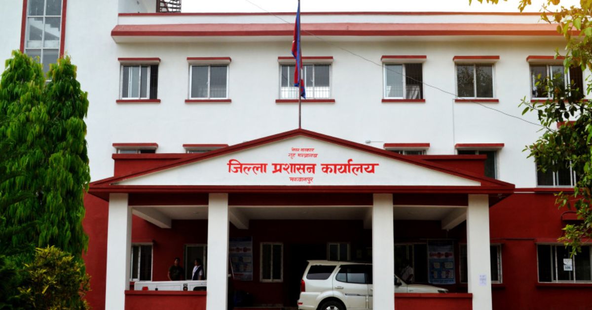 दसैँ, तिहार र छठ नजिकिँदै गर्दा हेटौंडामा खाद्यवस्तुको गुणस्तर र मूल्यमाथि निगरानी बढाउँदै प्रशासन