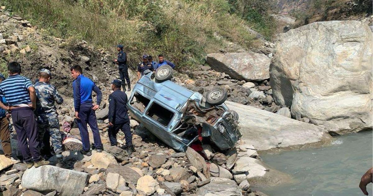 म्याग्दीमा ‘इको भ्यान’ दुर्घटनाहुँदा एकको मृत्यु, तीन जना घाइते