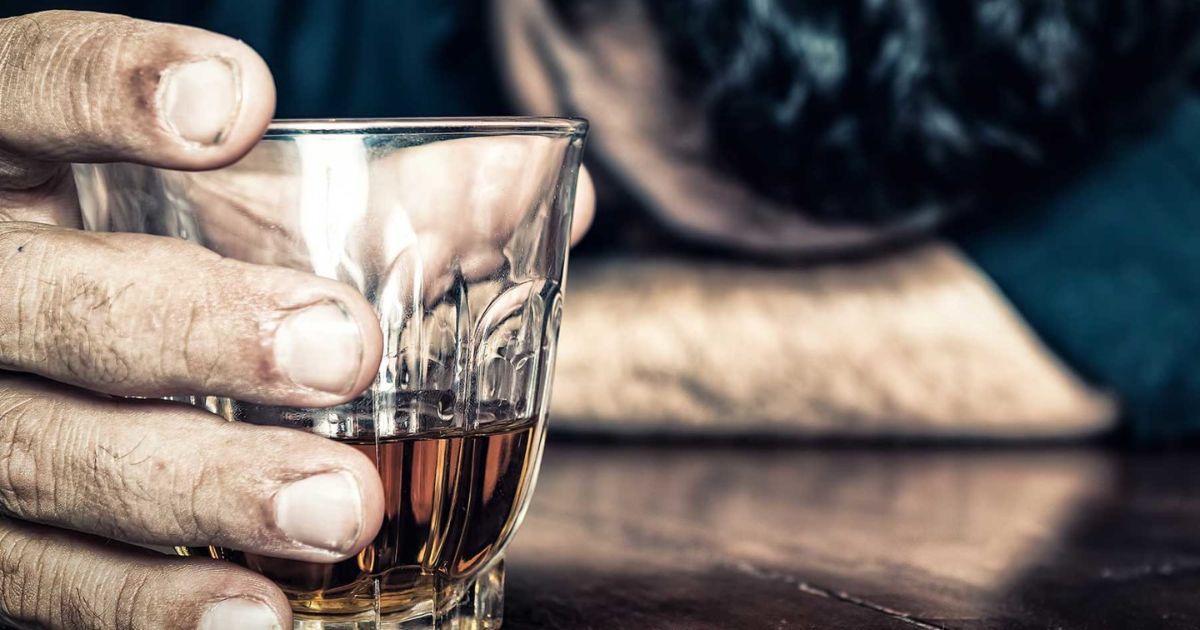 भारतको पञ्जाबमा अवैध रक्सी सेवनबाट २१ जनाको मृत्यु