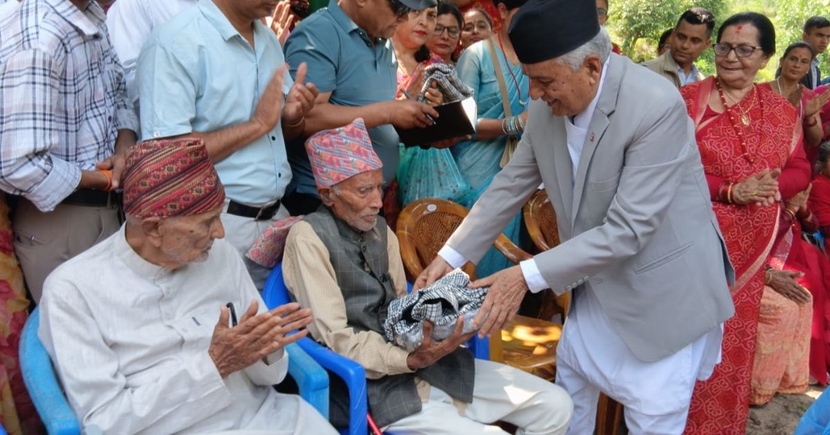 तनहुँमा राष्ट्रपति पौडेलद्वारा ज्येष्ठ नागरिकलाई सम्मान