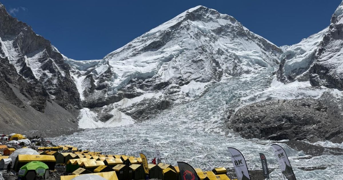 प्रतिकूल मौसमले सगरमाथा आरोहण रोकियो, ३-४ दिनसम्म बन्द हुने सम्भावना