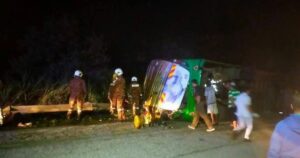 मलेसियामा बस दुर्घटना : विश्वविद्यालयका विद्यार्थीसहित १५ जनाको मृत्यु