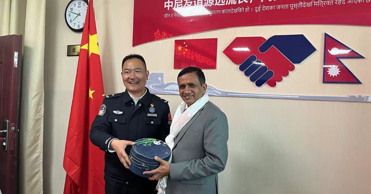 नेपाल-चीन व्यापार सहजीकरणमा नेपाली महावाणिज्य दूतावासको सक्रियता : लोमान्थाङ र जोमसोममा अन्तरक्रिया