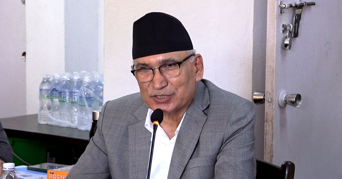भूल-त्रुटि स्वीकार्दै जनतासमक्ष आत्मालोचक भएर प्रस्तुत हुन एमाले पङ्क्तिलाई उपाध्यक्ष पौडेलको आग्रह