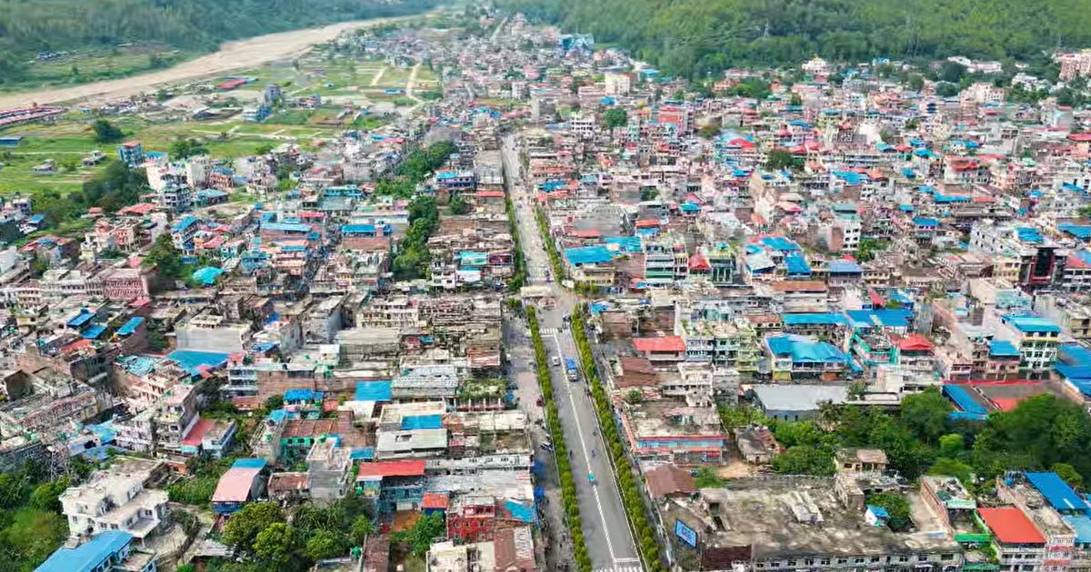 दसैँ बिदा सकिएसँगै बागमती प्रदेशको राजधानी हेटौंडामा बढ्यो चहलपहल