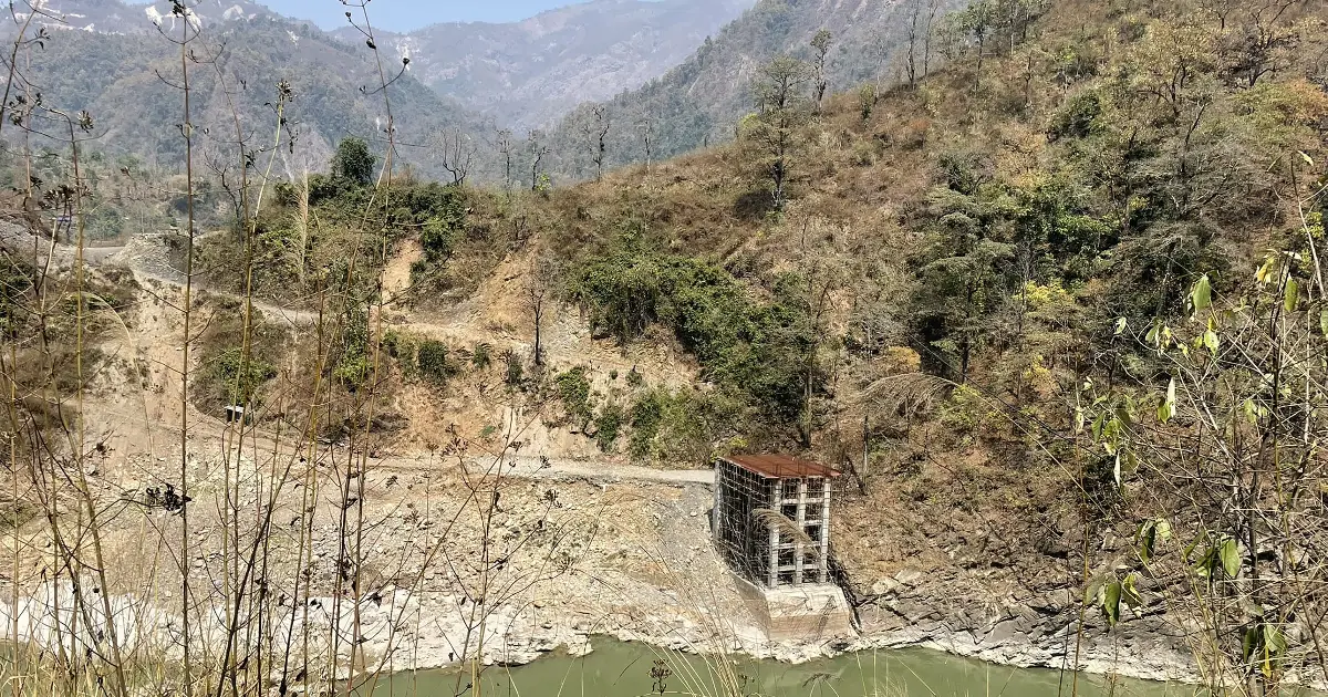 सम्झौता भएको १२ वर्षमा ३६ प्रतिशत मात्र काम, २०८३ सम्म धकेलियो घुमाउने पुलको म्याद