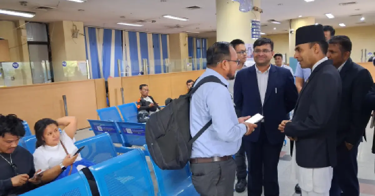 नेपाल टेलिकम सुन्धारा कार्यालयमा सञ्चारमन्त्रीको छड्के