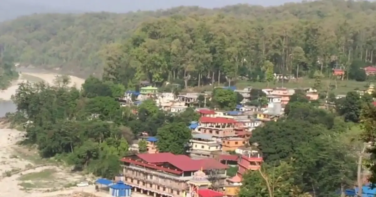 देवघाटको प्रसिद्ध राममन्दिर गुठीको ३० रोपनी जग्गा अतिक्रमण, घरायसी कागजका भरमा किनबेच