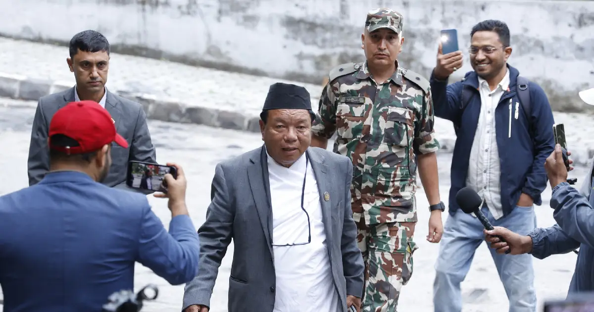 नवप्रवर्तन मन्त्रालयमा महावीर पुनको ‘इन्ट्री’, मन्त्रालयमै सरकारी निवास कायम गरेर सरे सिंहदरबार