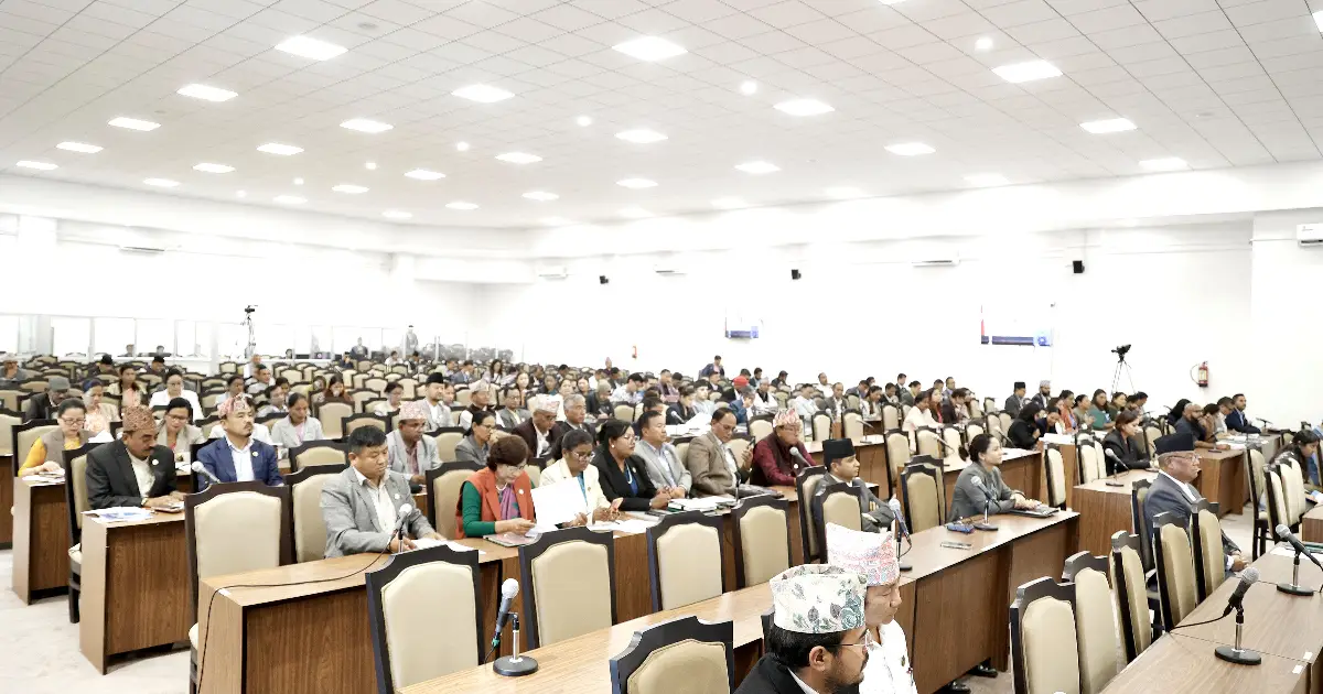 प्रतिनिधिसभा बैठक : मेची राजमार्गका होटल र घर भत्काउने सूचनाले स्थानीय त्रसित भएको भन्दै संसद्मा ध्यानकर्षण