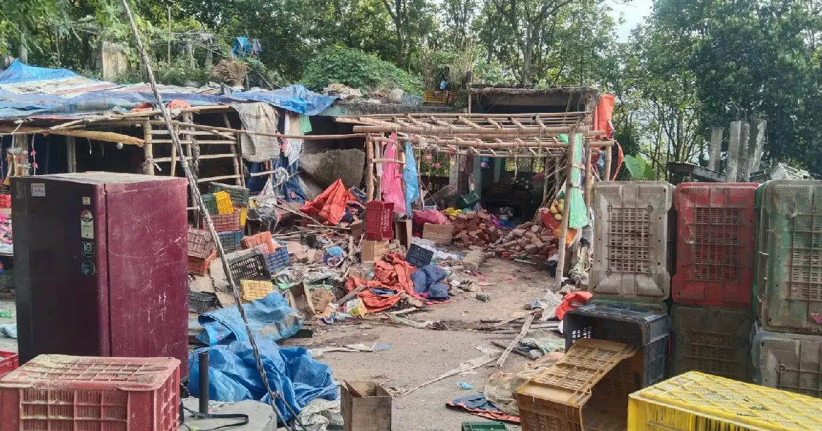 गोरखाको बाह्रकिलो बजारका संरचना खाली : २० वर्षदेखि कब्जा गरिएको सार्वजनिक जग्गा वन कार्यालयको नियन्त्रणमा
