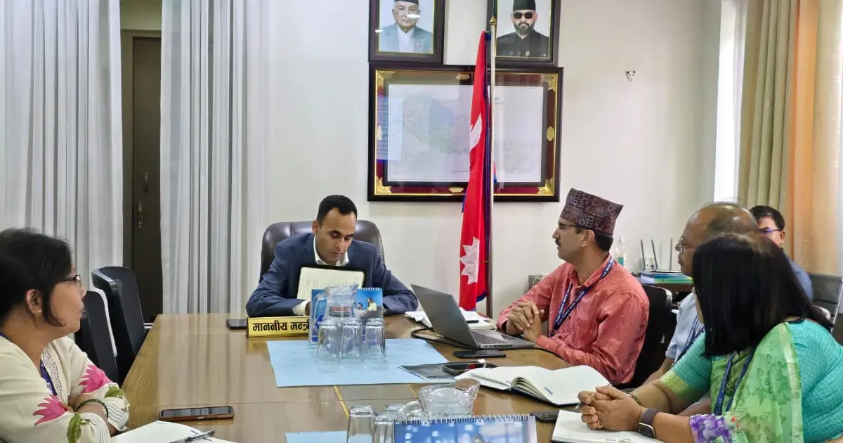 बडीमालिकामा ४जी चलाउन हेलिकप्टरबाट सामग्री ढुवानी गरिँदै, टेलिकमको ६ अर्बभन्दा बढी लगानी