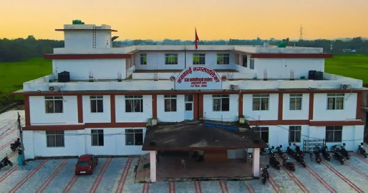 कक्षा ८ पूरा गर्न नसकेका १३७ बालबालिकाका लागि कनकाई नगरपालिकाले वैकल्पिक कक्षा चलाउने
