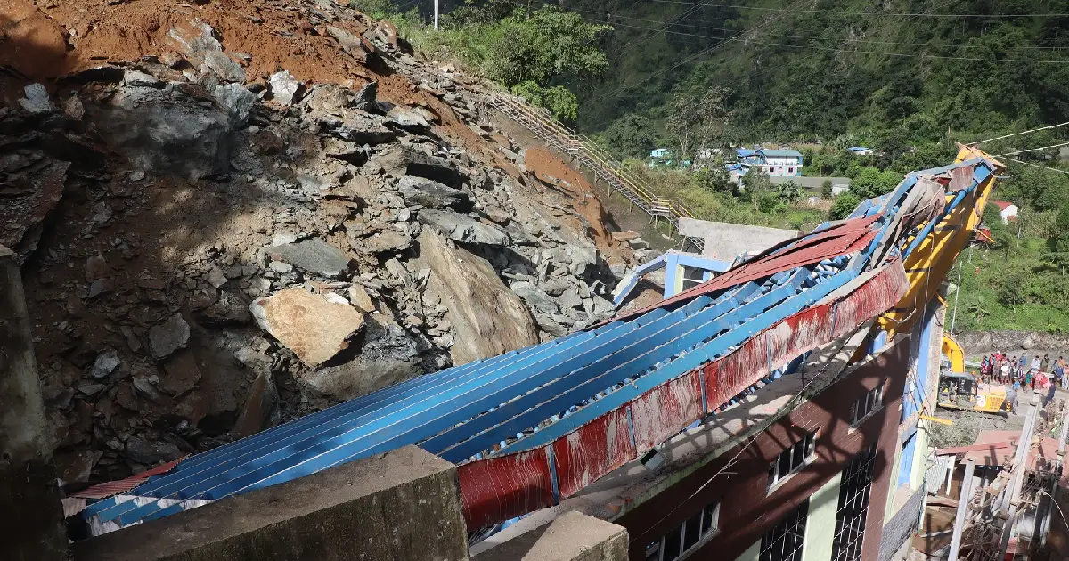 बाढी र पहिरोले म्याग्दीका हाइड्रोपावर ठप्प, अर्बौंका आयोजना प्रभावित !
