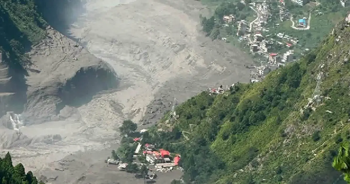 रसुवागढी भन्सारको संरचनामा पूर्ण क्षति, भन्सार यार्डमा रहेका सबै सवारी साधन बगे