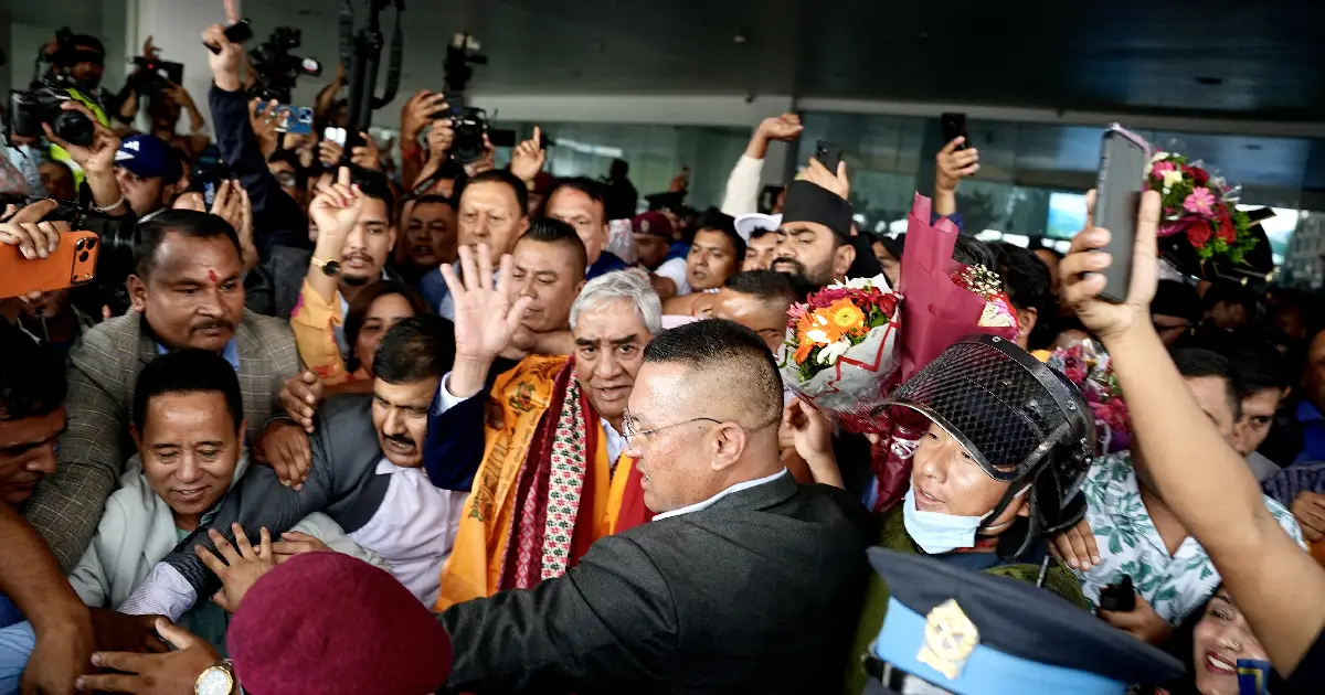 स्वदेश फर्किए पूर्वप्रधानमन्त्री शेरबहादुर देउवा