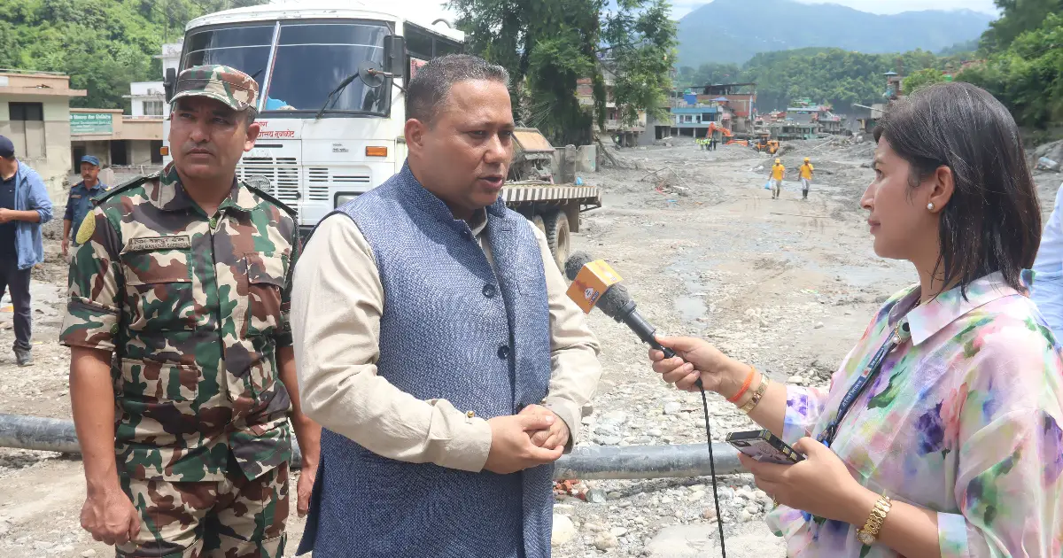 केरुङमा एक हजार नेपाली सुरक्षित छन्, वैकल्पिक बाटोबाट उद्धार गर्छौँ : परराष्ट्रमन्त्री