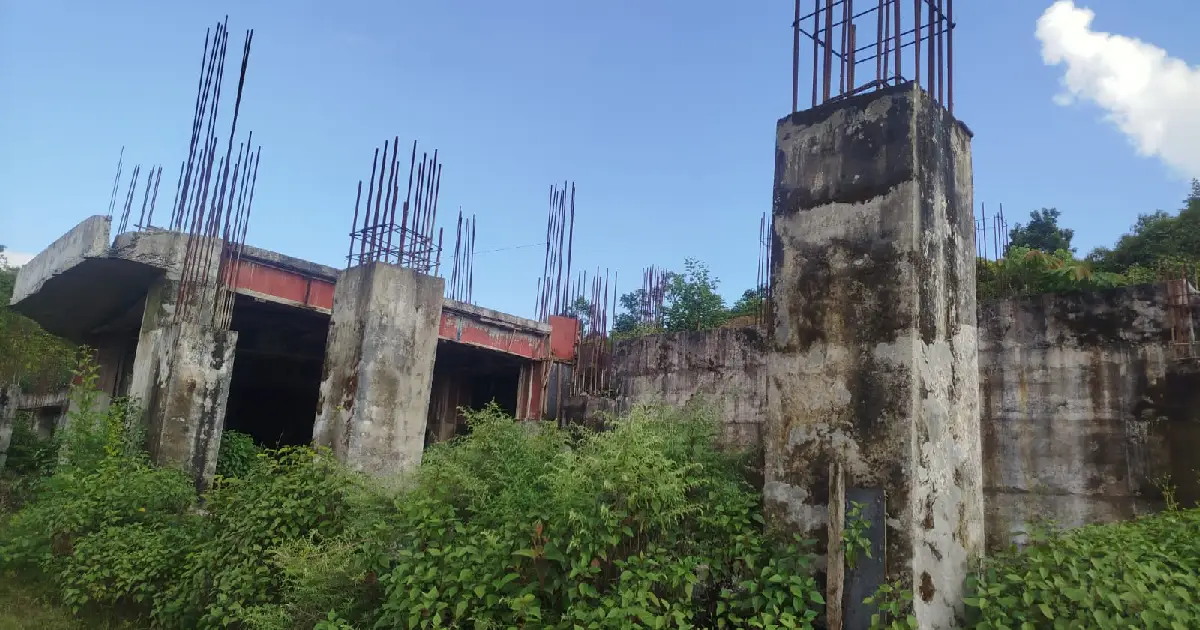 सम्झौता भएको पाँच वर्षमा १३ प्रतिशत मात्रै काम, क्व्होलासोथारको आधारभूत अस्पताल अझै अलपत्र