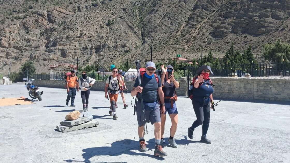 रसुवा बाढीपछि मुस्ताङ जाने पर्यटक घटे