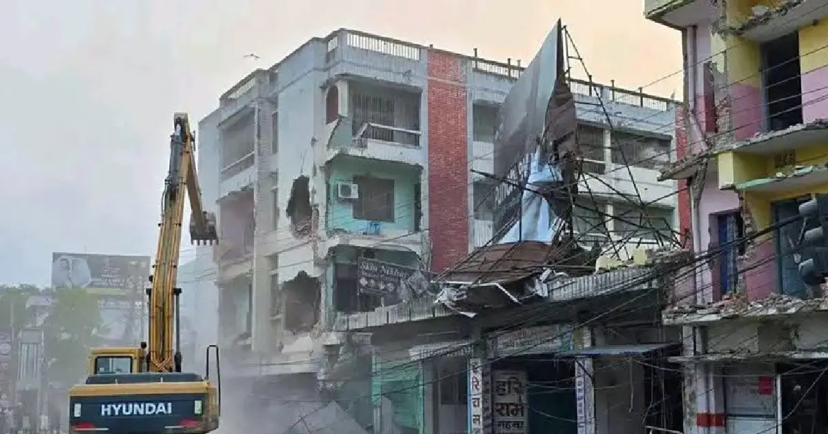 वीरगन्जको मुख्य सडक विस्तार अन्तिम चरणमा, भोलिसम्म सबै संरचना हटाई काम सम्पन्न गर्ने तयारी