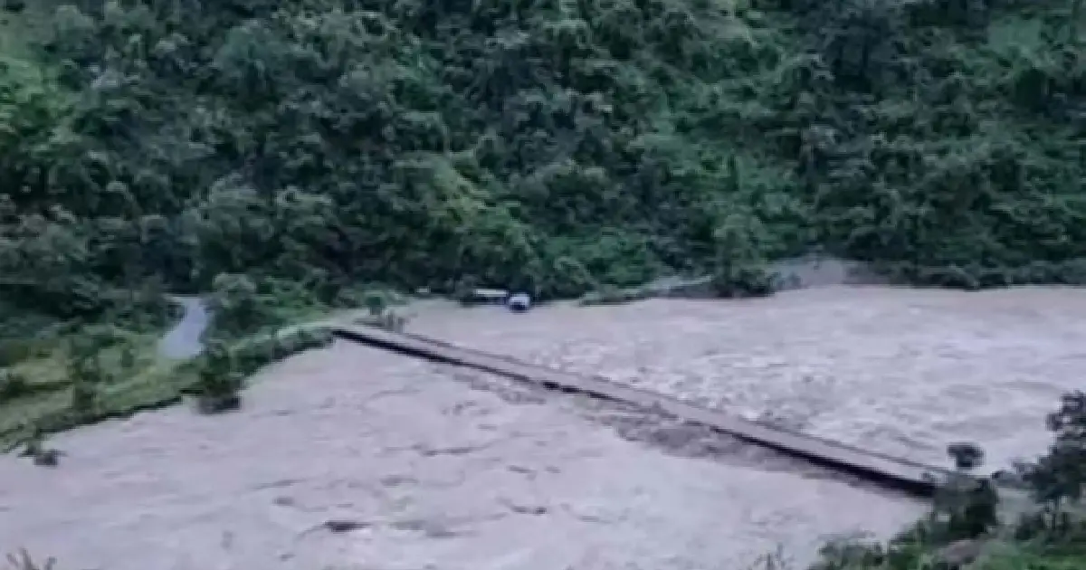बाढी र लगातारको झरीले म्याग्दीको पर्यटन व्यवसाय ठप्प, मुख्य याममै सुनसान बने पर्यटकीयस्थल