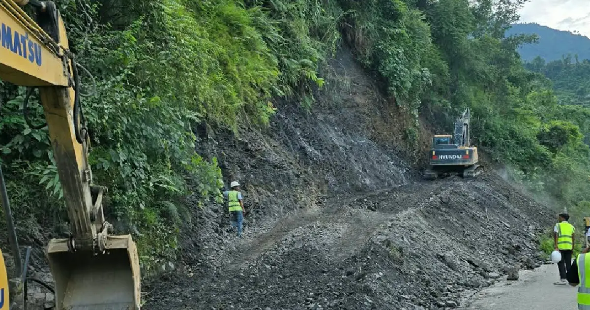 कृष्णभीरमा खोलिएको ट्र्याक फराकिलो बनाउन थालियो, भदौ मसान्तसम्म सवारी सञ्चालन गर्ने लक्ष्य