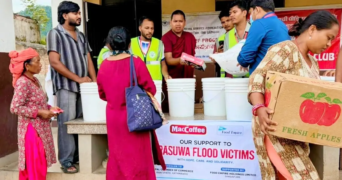 बाढीपीडितका लागि फुड इम्पायर होल्डिङ्सद्वारा २० हजार अमेरिकी डलर सहयोग