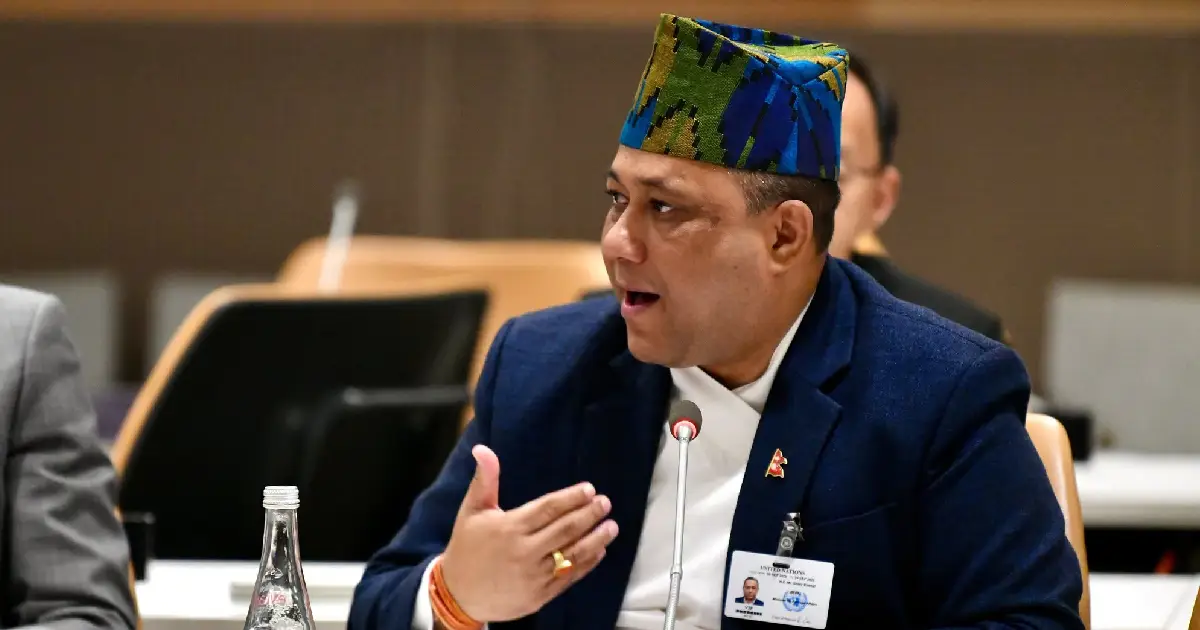 परराष्ट्रमन्त्री खनाल र आइसल्यान्डका समकक्षी गुनार्सदोतिरबीच न्युयोर्कमा भेटवार्ता