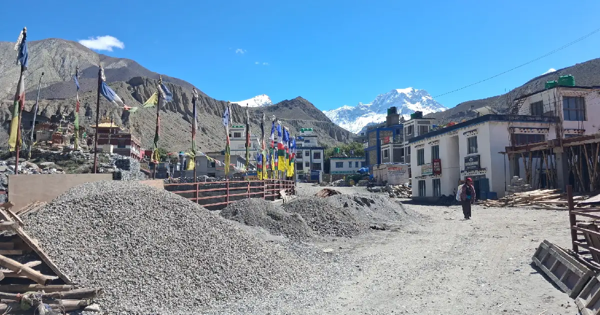 सडक अवरुद्ध हुँदा सोह्रश्राद्धमा गुमनाम बन्यो मुस्ताङको प्रसिद्ध कागबेनीधाम
